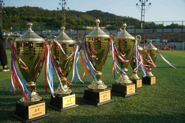 官宣:篮网签下中国球员崔永熙 合同为两年双向